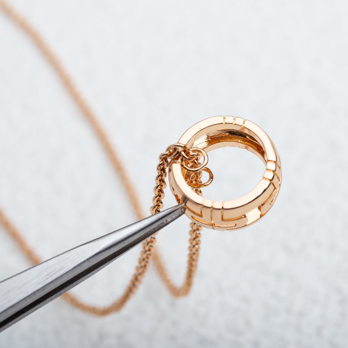 [AuraEcho Jewelry]PARENTESI NECKLACE PINK GOLD