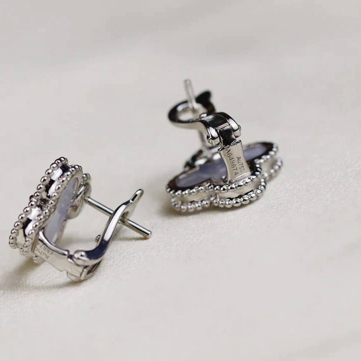 [AuraEcho]CLOVER MEDIUM 1 MOTIFS  WHITE MOP EARRINGS SILVER