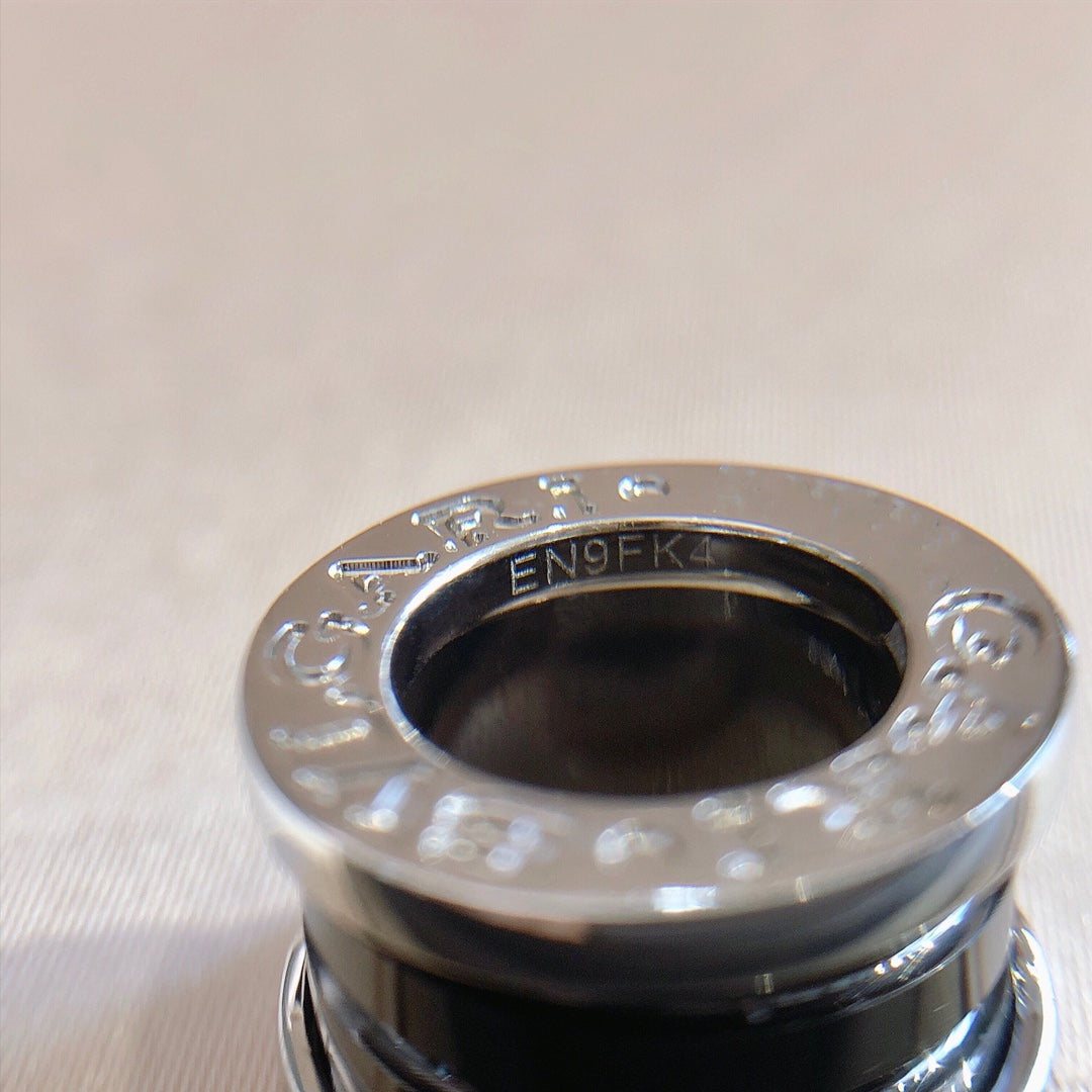 [AuraEcho]ZERO 1 BLACK CERAMIC SILVER NECKLACE