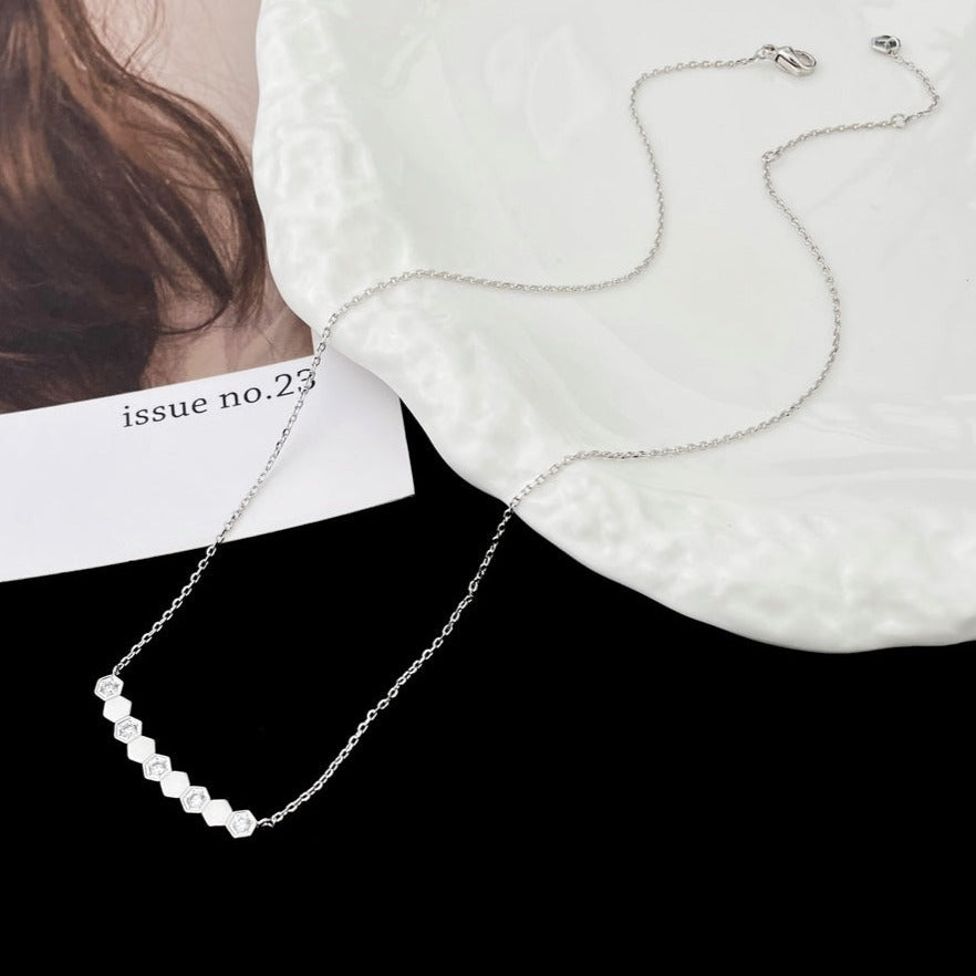 [AuraEcho Jewelry]BEE MY LOVE DIAMOND NECKLACE