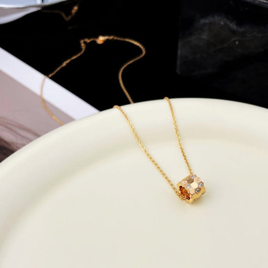 [AuraEcho Jewelry]BEE MINI PEDANT DIAMOND NECKLACE