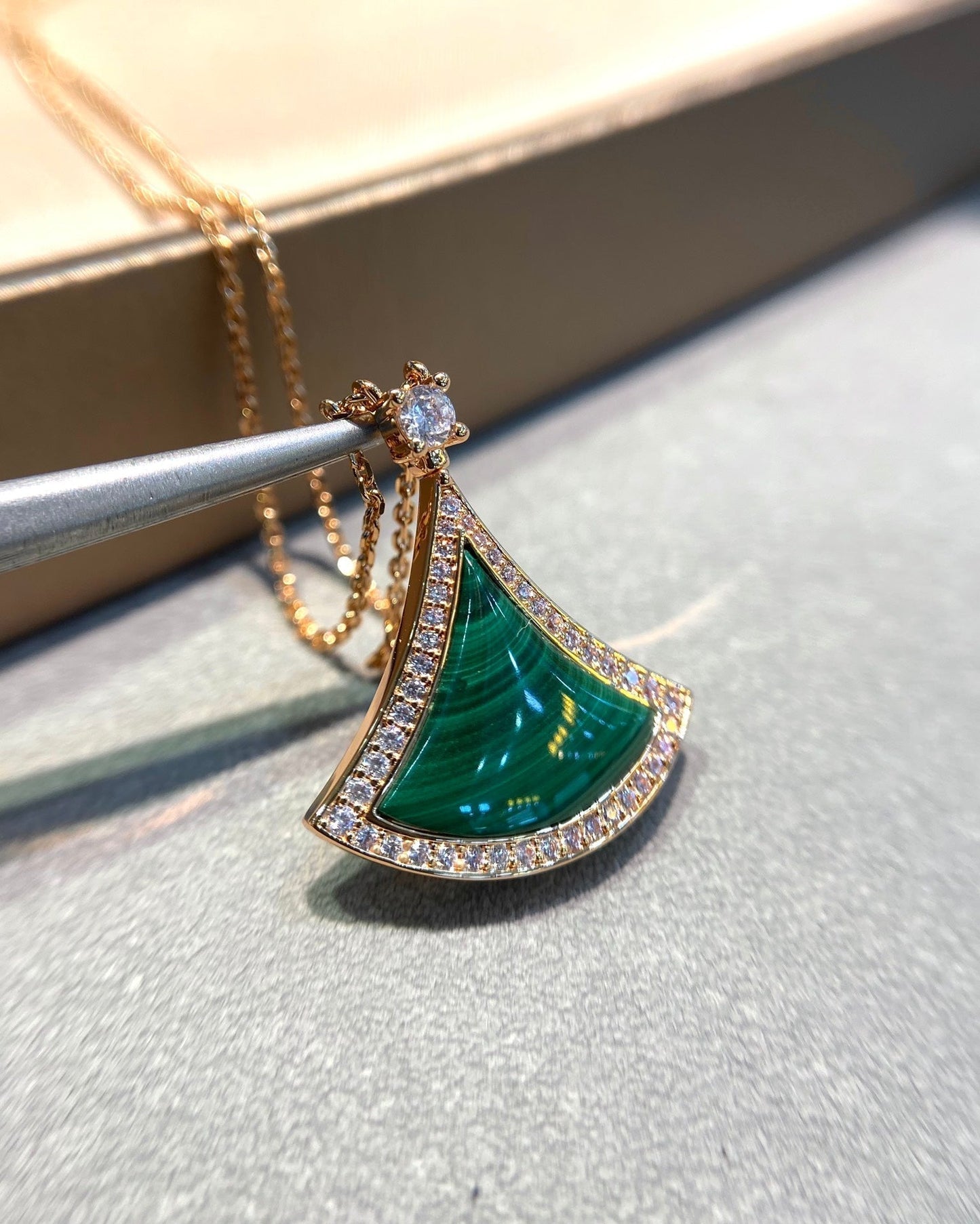 [AuraEcho Jewelry]DREAM MALACHITE DIAMOND PAVED PINK GOLD NECKLACE