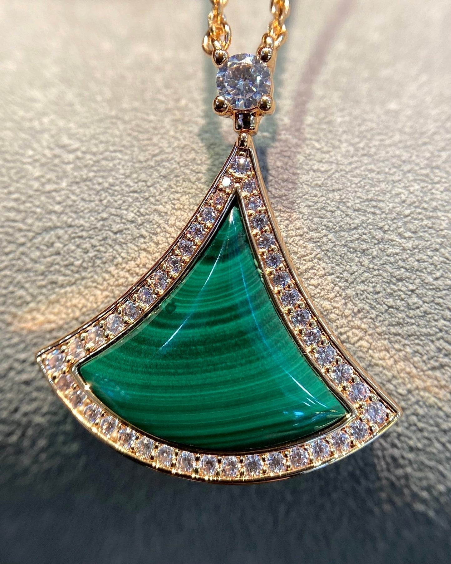 [AuraEcho Jewelry]DREAM MALACHITE DIAMOND PAVED PINK GOLD NECKLACE
