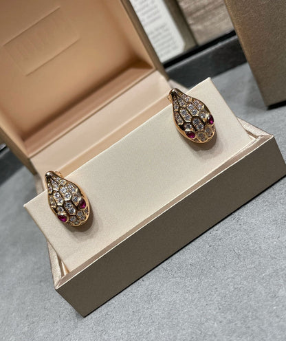 [AuraEcho]SERPENT DIAMOND STUD EARRINGS