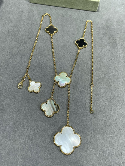 [AuraEcho]CLOVER 6 MOTIF MOP ONYX GOLD NECKLACE