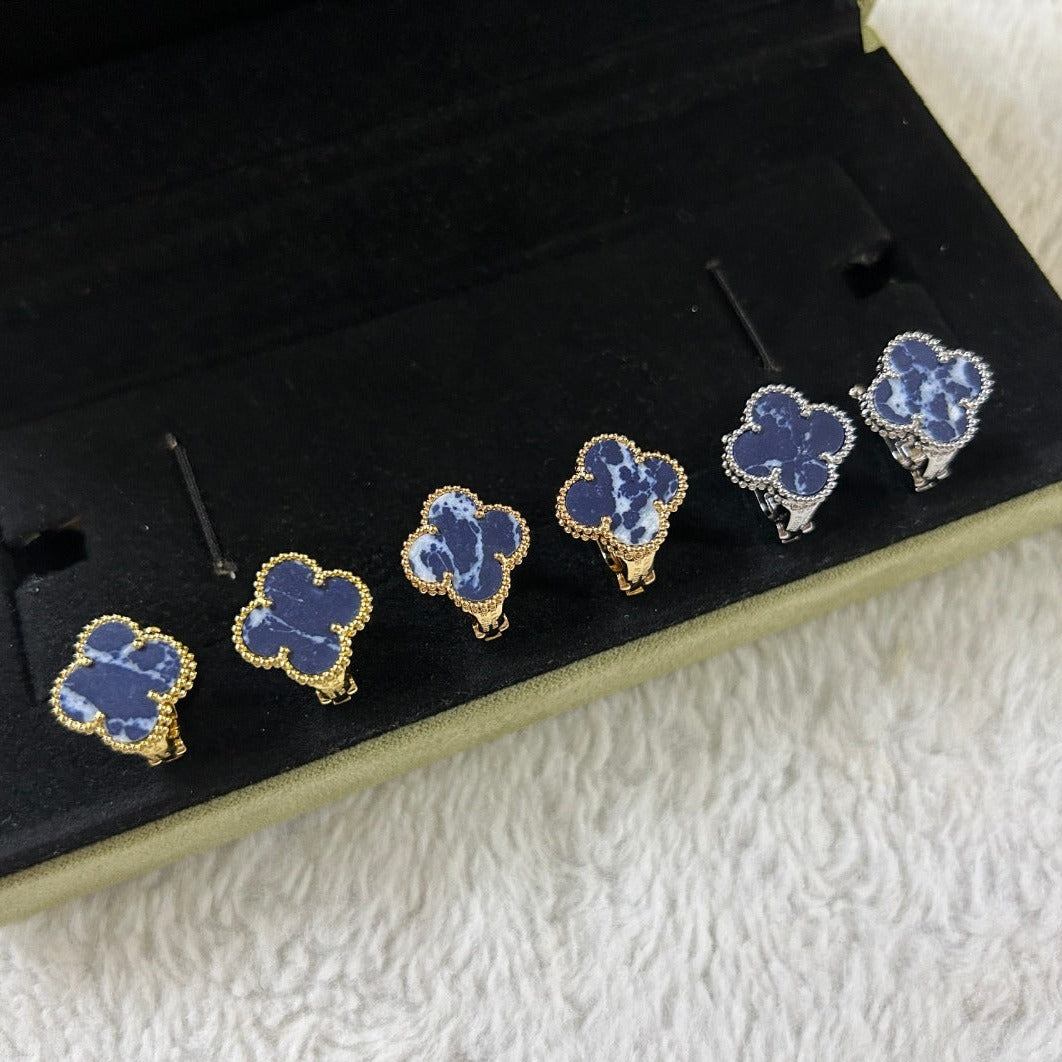 [AuraEcho Jewelry]CLOVER PIETERSITE MEDIUM STUD EARRINGS