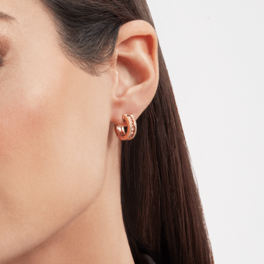 [AuraEcho Jewelry]ZERO 1 ROCK GOLD EARRINGS WITH STUDDED SPIRAL AND PAVED DIAMONDS