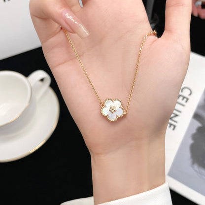 [AuraEcho Jewelry]LUCKY WHITE MOP PLUM BLOSSOM  BRACELET