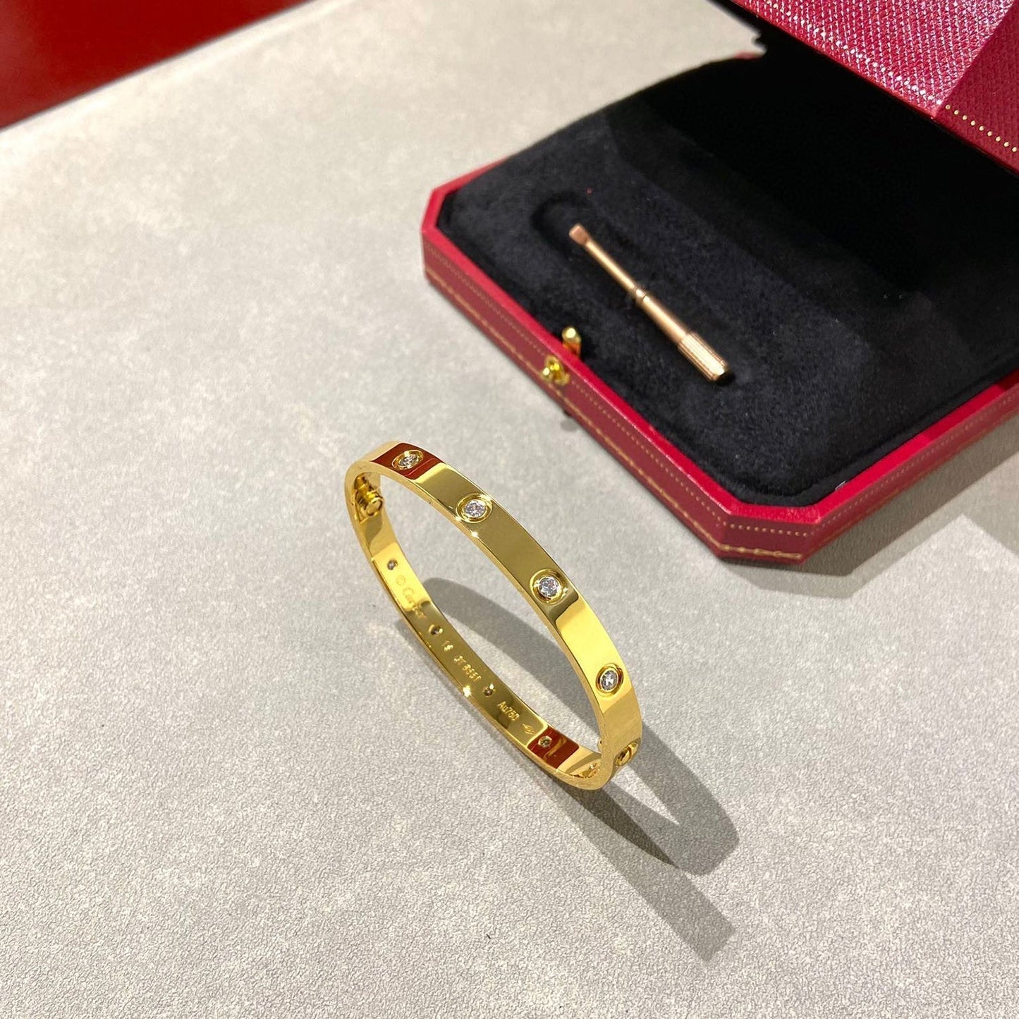 [AuraEcho Jewelry]LOVE BRACELET 6.1MM 10 DIAMONDS