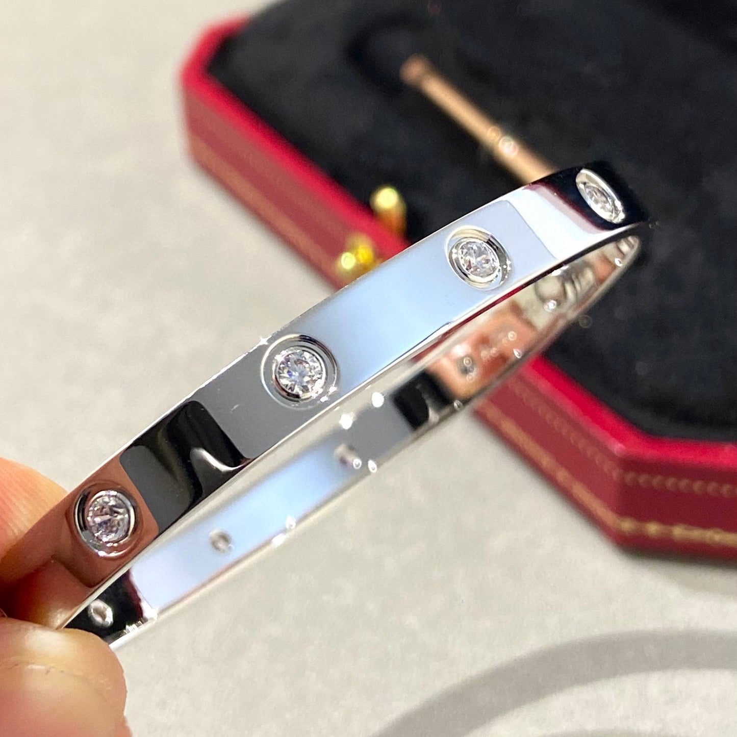 [AuraEcho Jewelry]LOVE BRACELET 6.1MM 10 DIAMONDS