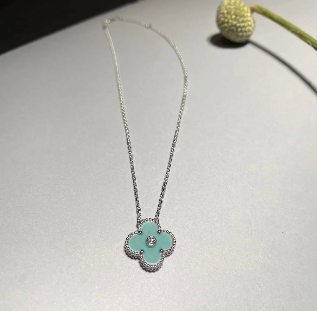 [AuraEcho Jewelry]CLOVER 1 DIAMOND LIGHT BLUE SILVER NECKLACE