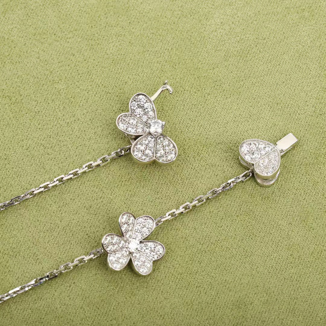 [AuraEcho]FRIVOLE SILVER 9 FLOWERS NECKLACE