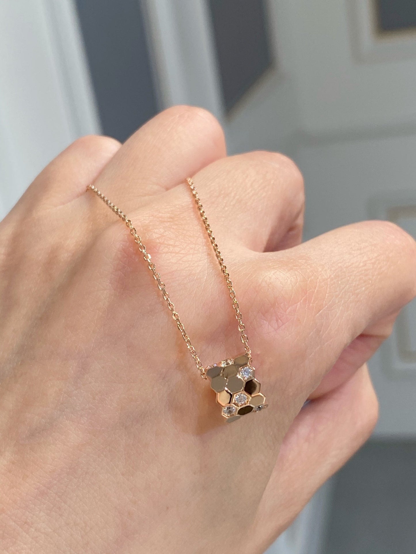 [AuraEcho Jewelry]BEE LOVE DIAMOND NECKLACE