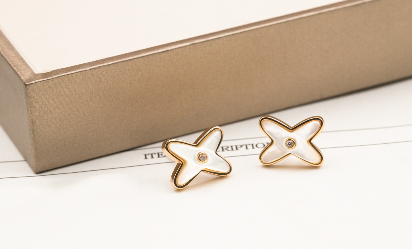 [AuraEcho Jewelry]JEUX DE WHITE MOP ROSE GOLD DIAMOND EARRINGS