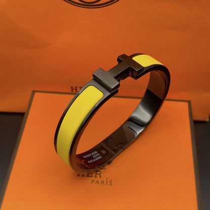 [AuraEcho Jewelry]CLIC HM SO BLACK YELLOW BRACELET