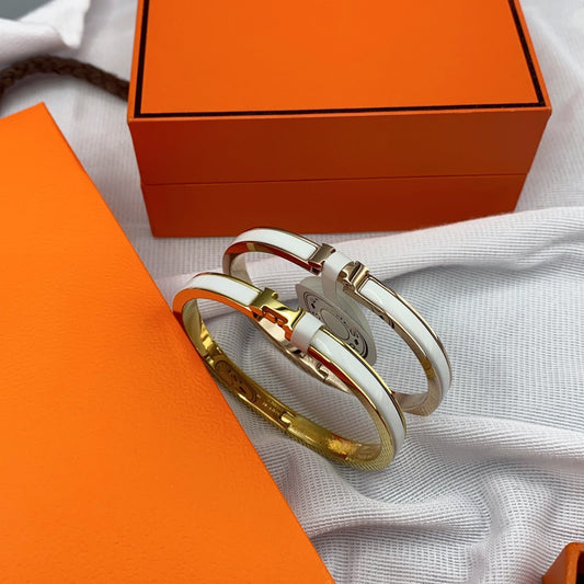 [AuraEcho Jewelry]CLASSIC HM CLIC WHITE 8MM ENAMEL BRACELET