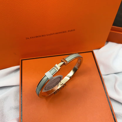 [AuraEcho Jewelry]CLASSIC HM CLIC GREEN 8MM ENAMEL BRACELET