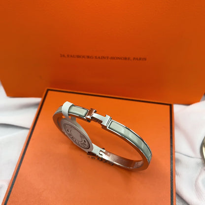 [AuraEcho Jewelry]CLASSIC HM CLIC GREEN 8MM ENAMEL BRACELET