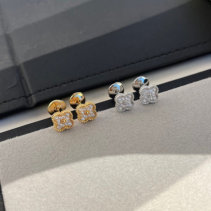 [AuraEcho Jewelry]CLOVER MINI DIAMOND STUD EARRINGS