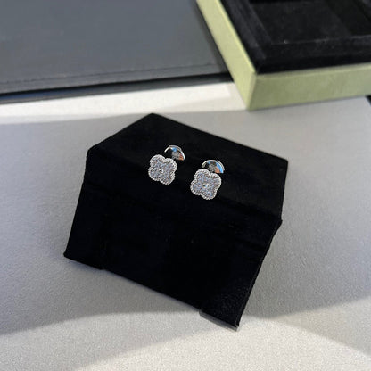 [AuraEcho Jewelry]CLOVER MINI DIAMOND STUD EARRINGS